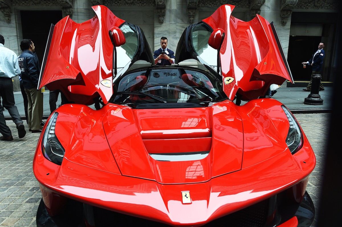 Amazing Car Of The Day The Ferrari LaFerrari NakedSalary