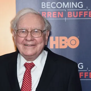 Warren Buffett Says Money Doesn't Buy Happiness Net Worth