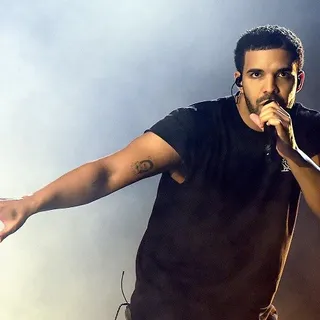 Drake Just Snubbed Jay Z's Tidal Service And Will Now Join Forces With Apple Net Worth
