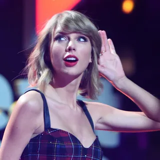 Taylor Swift's Cat Might Owe Her $40 Million Net Worth