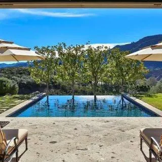 Britney Spears Buys Stunning Thousand Oaks Estate For $7.4 Million Net Worth