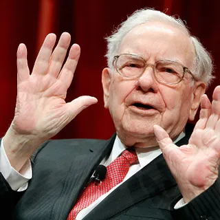 Someone Paid $3.46 Million To Eat Lunch With Warren Buffett Net Worth