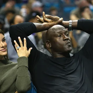 Live Like Mike! Michael Jordan Cuts Chicago Mansion Price In Half!! Net Worth