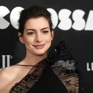 Anne Hathaway's House:  $4 Million is Too Much to Spend on a Walk-In Closet Net Worth