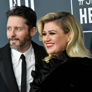 Kelly Clarkson's Ex-Husband Wants $436K PER MONTH In Support Net Worth