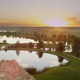 T. Boone Pickens Leaves Behind His $250 Million Ranch For Sale Net Worth