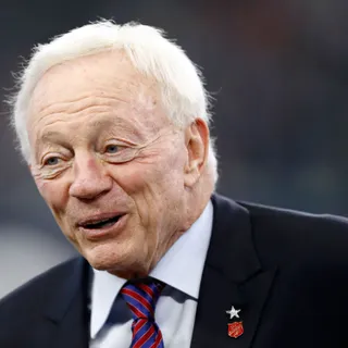 30 Years Ago Jerry Jones Bought The Dallas Cowboys For $60 Million… Today The Team Is Worth $6.5 Billion Net Worth