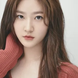 김새론